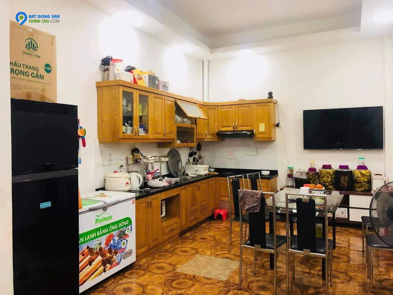 LÔ GÓC 3 MẶT THOÁNG - NGÕ THÔNG LÀM VĂN PHÒNG VÀ KINH DOANH - O TÔ TRÁNH . ĐTLH 0904684381/0906195477