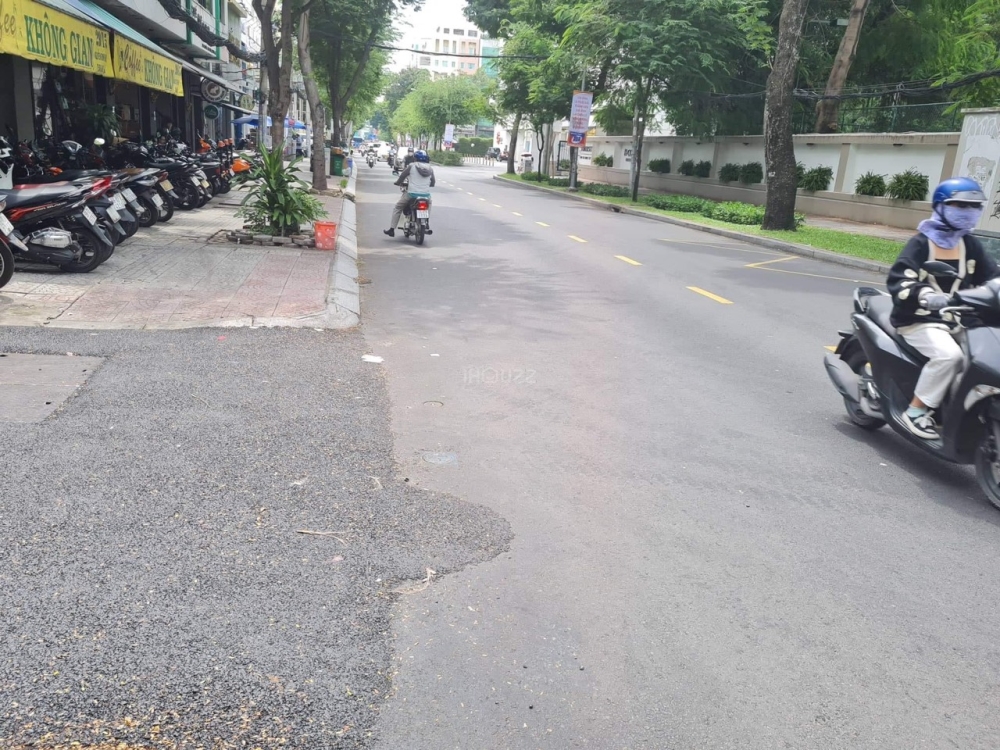 ??MẶT TIỀN LÔ GÓC - KINH DOANH ĐỈNH - DIỆN TÍCH KHỦNG - QUẬN 1- NGUYỄN BỈNH KHIÊM