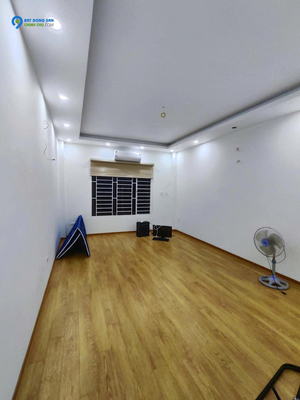 MỸ ĐÌNH – NHÀ ĐẸP KHỎI BÀN – NỘI THẤT HỊN – Ô TÔ THẲNG TIẾN