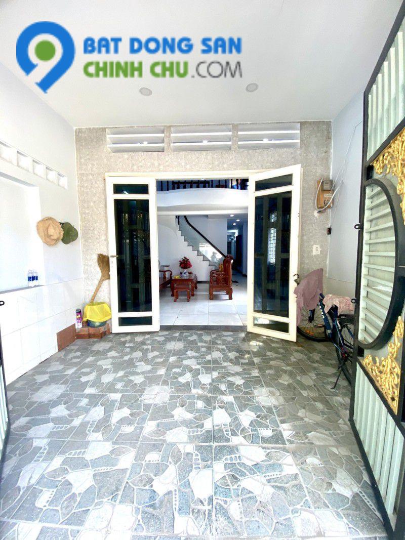 NHÀ 2 TẦNG ĐÚC MẶT TIỀN PHẠM THỊ GIÂY VÀI BƯỚC CHÂN - HẺM XE TẢI QUAY ĐẦU - GIÁP QUẬN 12 - GIÁ NHỈNH 3 TỶ