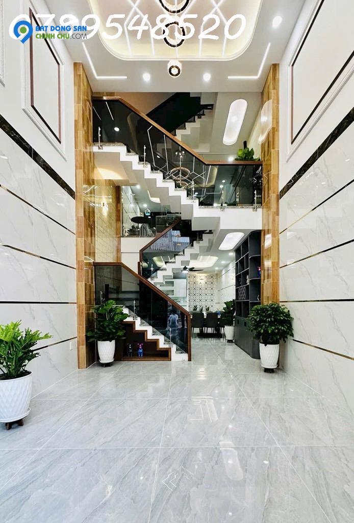 NHÀ 5 TẦNG CAO CẤP GẦN TÊN LỬA – KHU PHÂN LÔ ĐỒNG BỘ – FULL NỘI THẤT – SỔ HOÀN CÔNG 2025