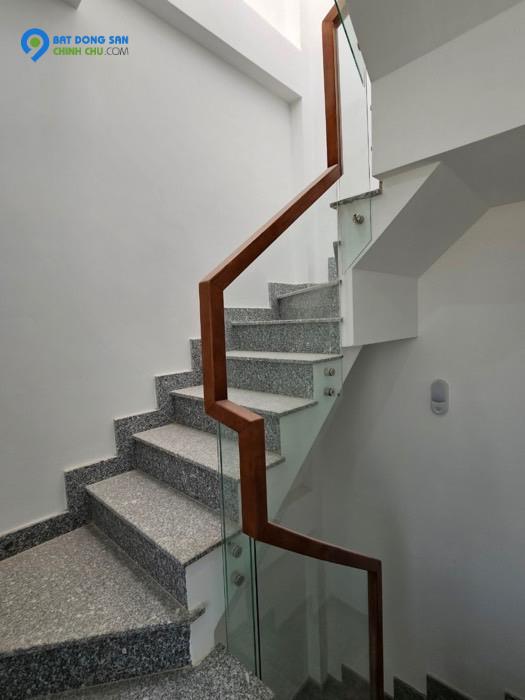 NHÀ BTCT ĐẸP 4 TẦNG, RỘNG 4M, HẺM 1/, SỔ VUÔNG - GIÁ NHỈNH 5 TỶ XX