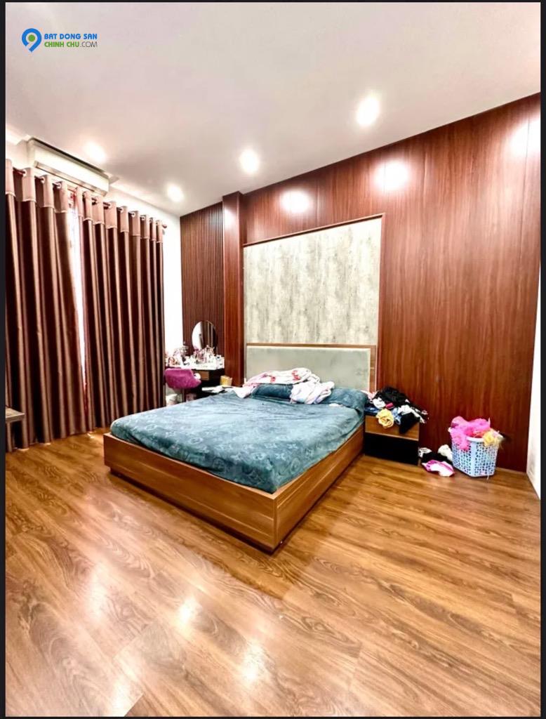 NHÀ LÔ GÓC CỰC ĐẸP KDT VĂN PHÚ, HÀ ĐÔNG SÁT MẶT PHỐ CHỈ 4.9 TỶ