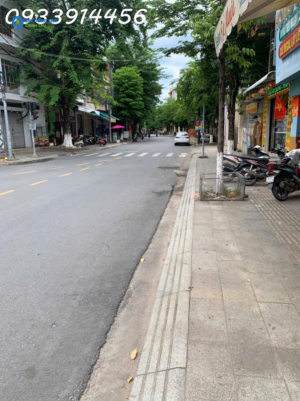 NHÀ MẶT PHỐ HÙNG VƯƠNG, TP QUẢNG NGÃI GIÁ  CHỈ 4.2 TỶ - SỔ HỒNG RIÊNG