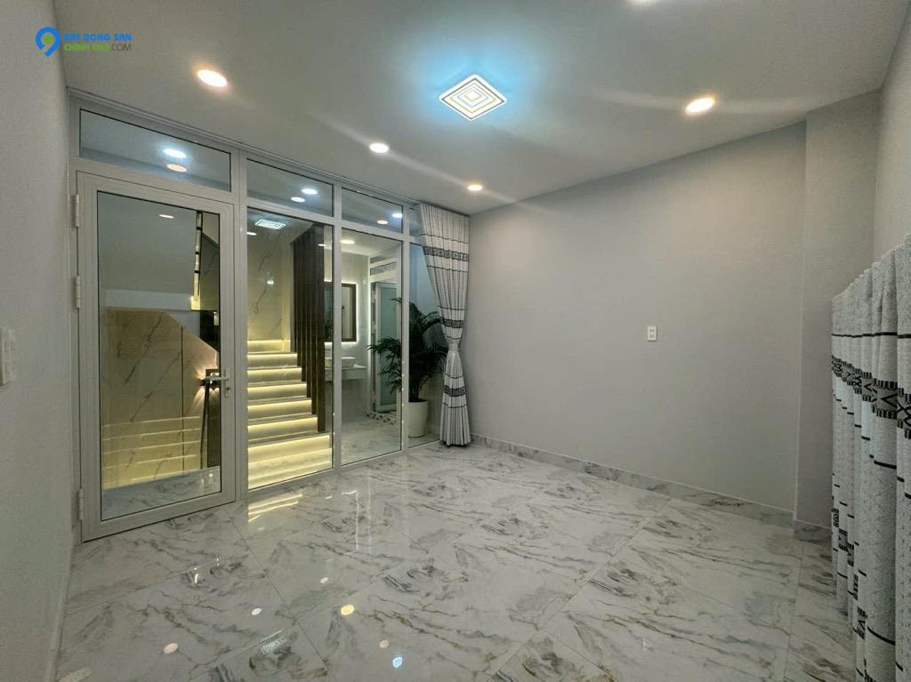 NHÀ MẶT TIỀN - QUẬN 11 - 4 TẦNG - 5PN GARA Ô TÔ - VIEW ĐẦM SEN ĐẸP MÊ - 0933151352