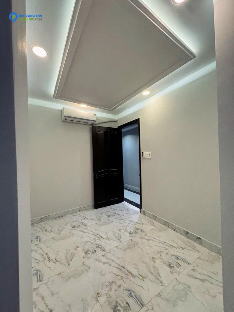 NHÀ MẶT TIỀN - QUẬN 11 - 4 TẦNG - 5PN GARA Ô TÔ - VIEW ĐẦM SEN ĐẸP MÊ - 0933151352