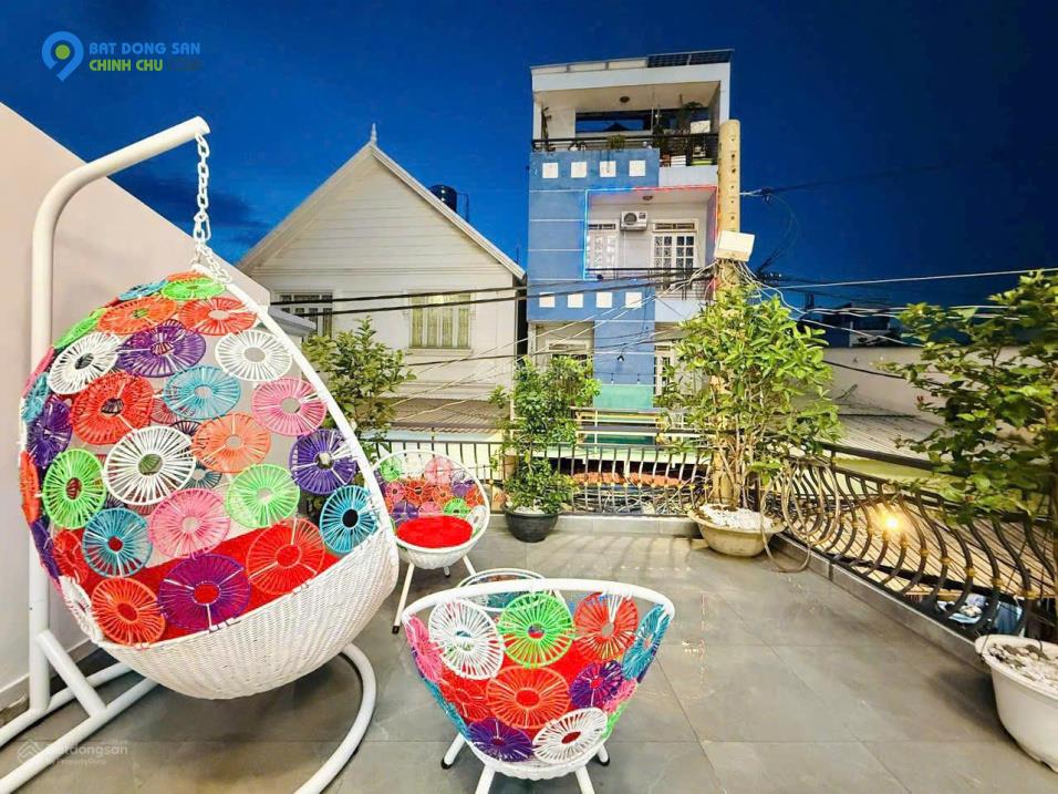 Nhà 2 mặt tiền xe tải Bùi quang Là phường 12 có 6PN 3 lầu hướng Tây Bắc 64m2, thiết kế hiện đại, sang trọng.