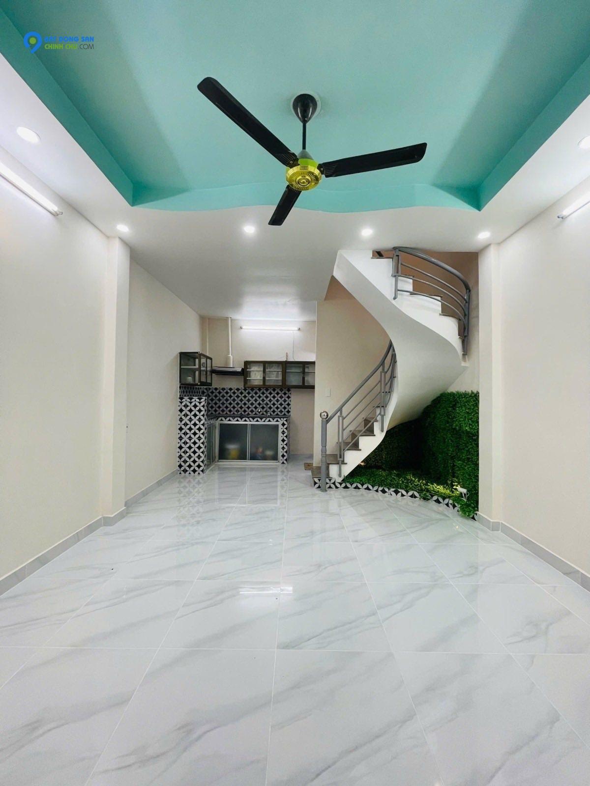 Nhà Đẹp Lạc Long Quân Nhỉnh 4 Tỷ