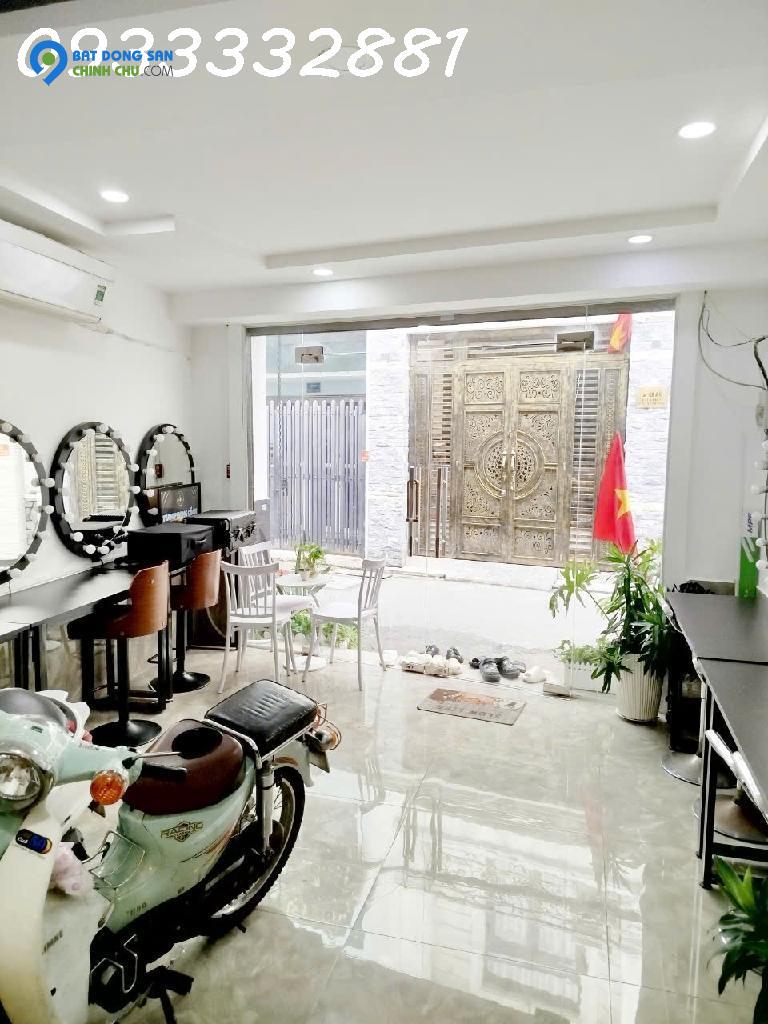 Nhà MT 4x11m, 2 lầu +ST, gần Lý Thường Kiệt, ngã tư Bảy Hiền
