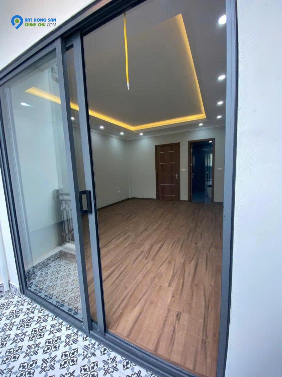 Nhà Mới Tinh - Hoàng Mai - 36m² - 5 Tầng - Mt 4.2m - Chỉ Việc Xách Vali Về Ở
