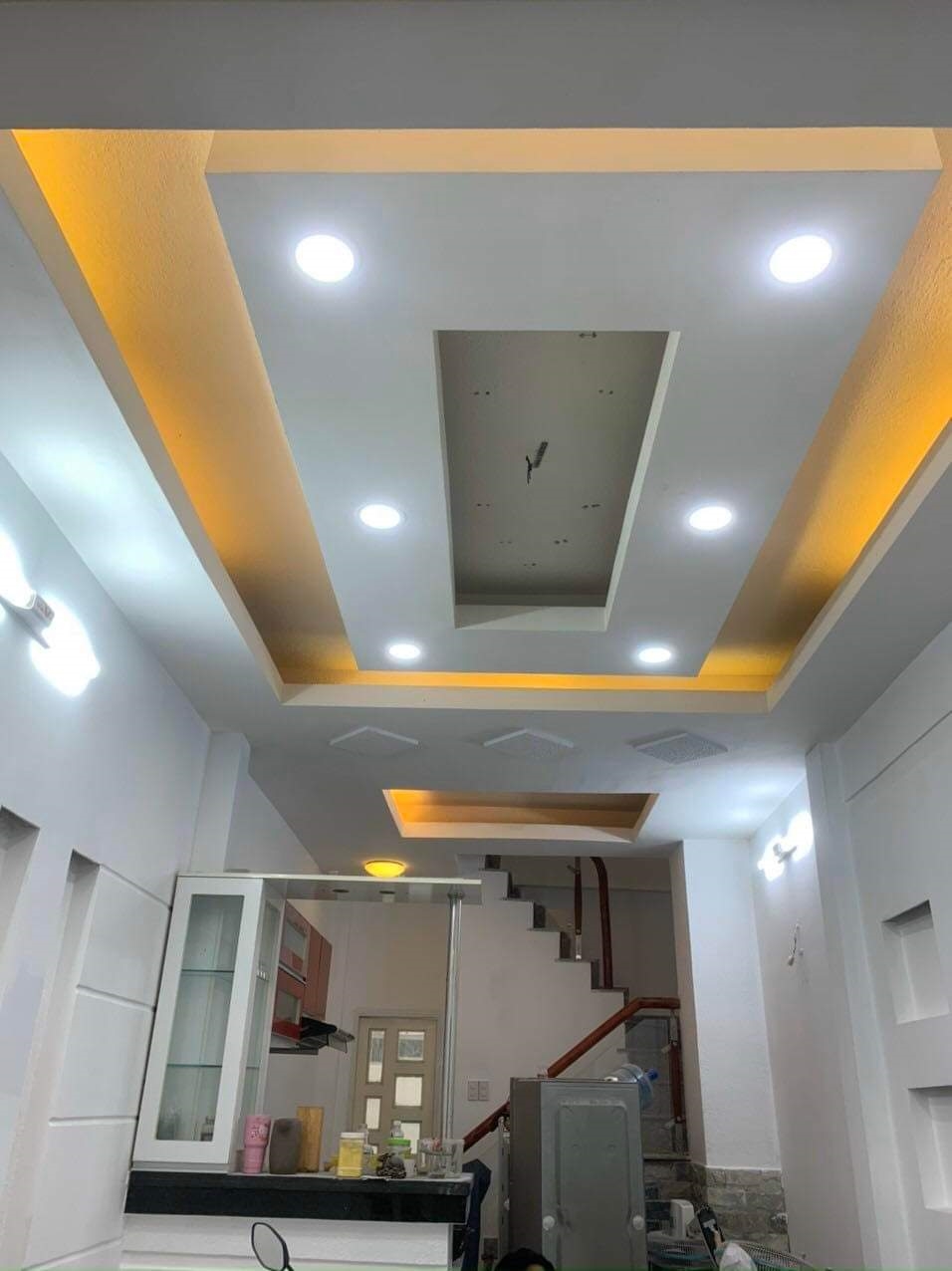 Nhà chính chủ - bán nhà hẻm Võ Văn Kiệt, phường Cầu Kho, quận 1 - tặng luôn nội thất bên trong