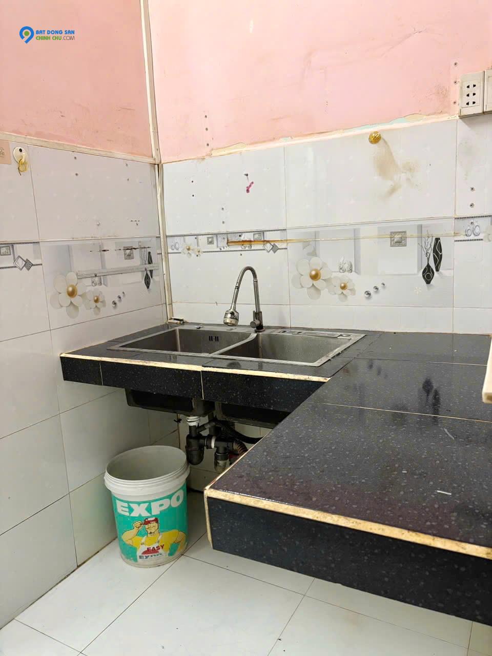Nhà hẻm 125 Tám Danh cách mặt tiền vài bước chân P4Q8