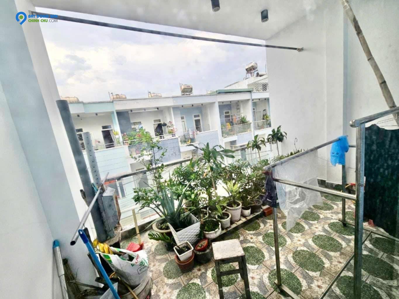 Phong chuyên nhà phố giá rẻ TPHCM