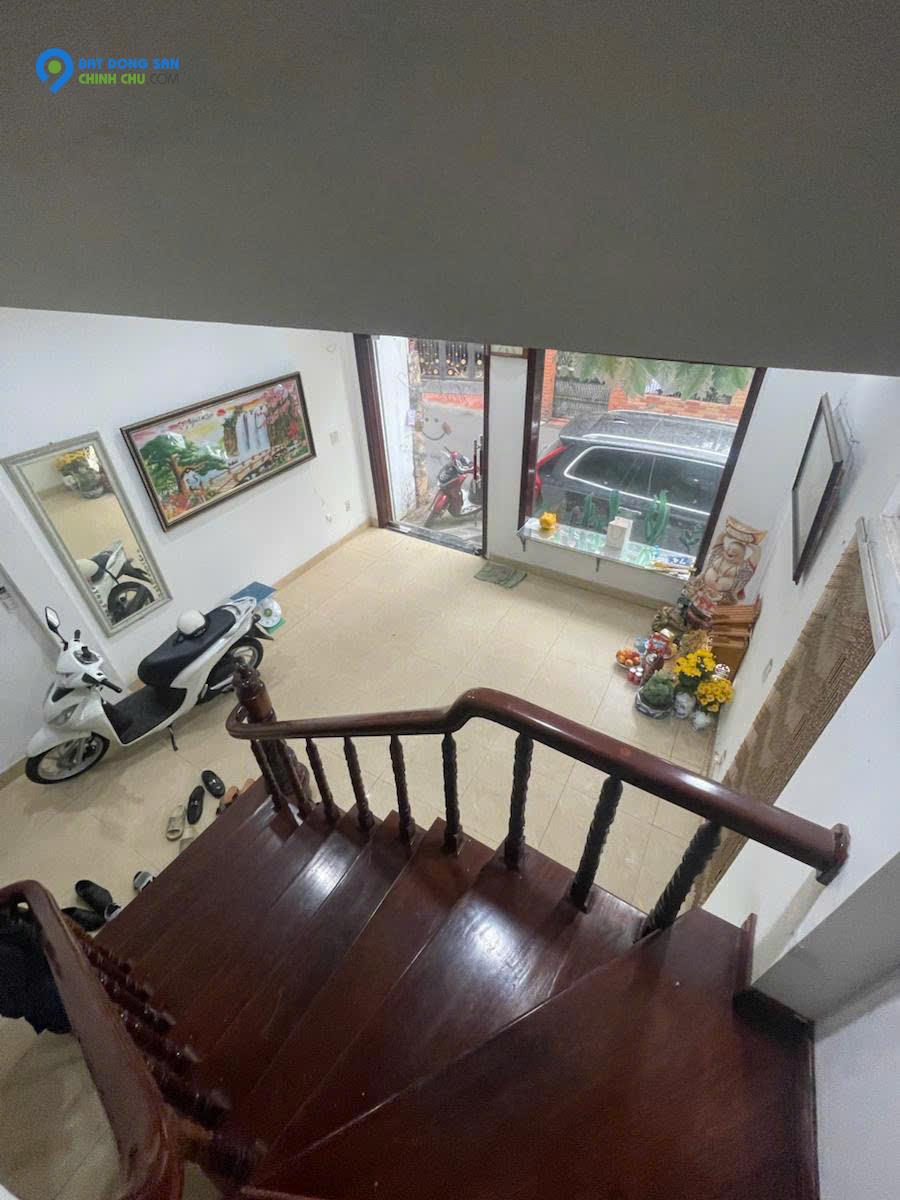 QUAN NHÂN PHÂN LÔ OTO TRÁNH, KINH DOANH, VIEW HỒ ĐIỀU HOÀ, 40M 5 TẦNG, MẶT TIỀN 4.5M GIÁ 11,5 TỶ