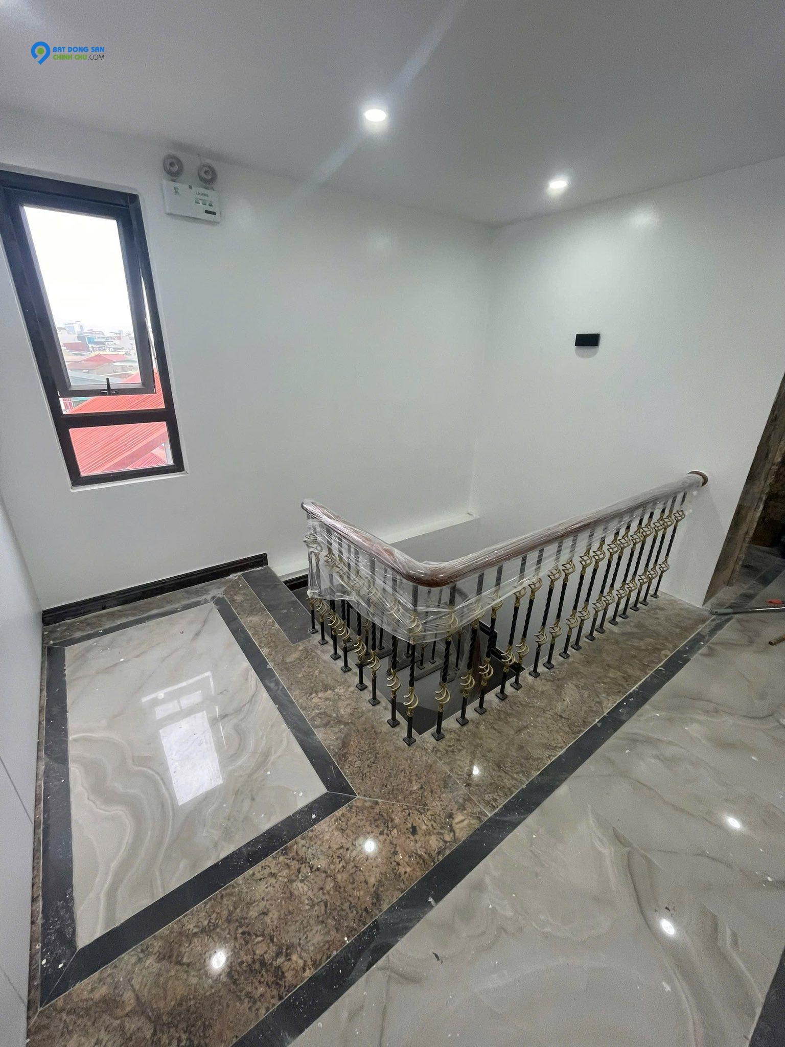 SIÊU PHẨM MẶT PHỐ LÒ ĐÚC – 7 TẦNG – VỈA HÈ RỘNG – THANG MÁY – GIÁ TỐT NHẤT KHU VỰC!