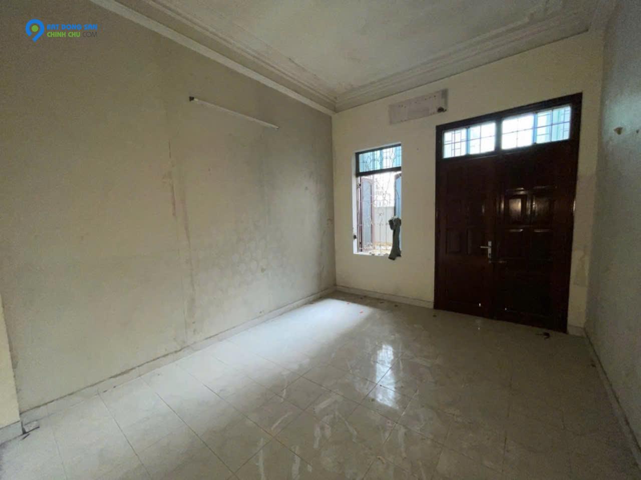 SIÊU RẺ - NHỈNH 7 TỶ - NHÀ DÂN XÂY – NGUYỄN SƠN 60M2 - NGÕ THÔNG - RẤT GẦN Ô TÔ