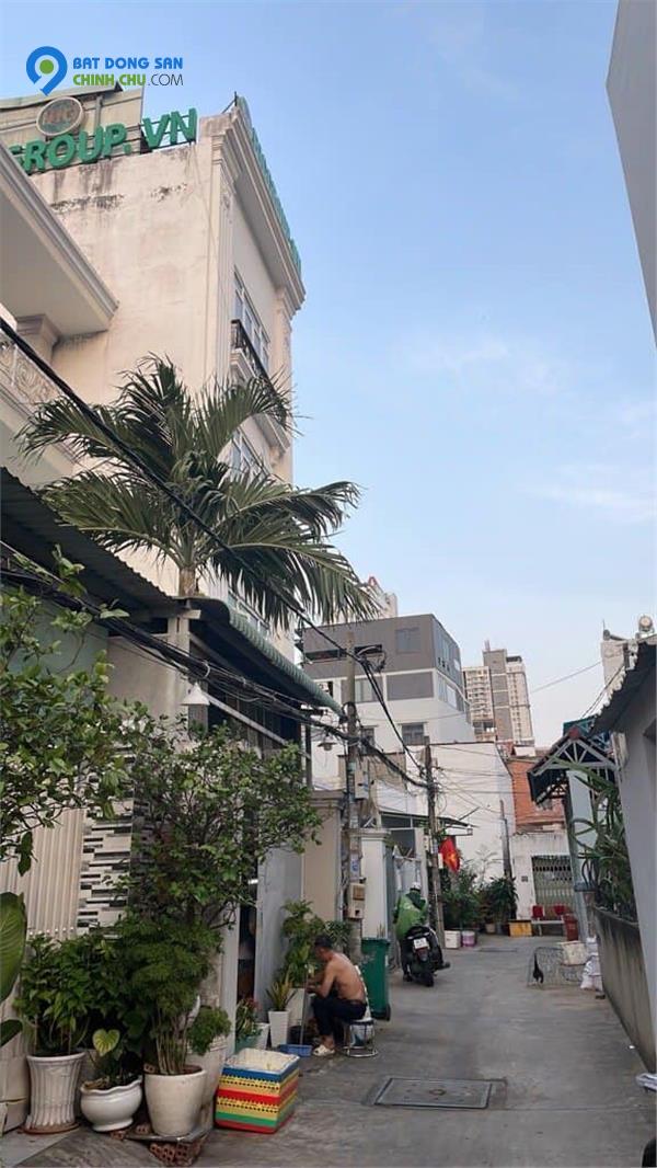 SỔ ĐẸP VUÔNG VỨC BÌNH TÂN GIÁP TÂN PHÚ - NHÀ 2 TẦNG 2 MẶT HẺM HXH QUAY ĐẦU -