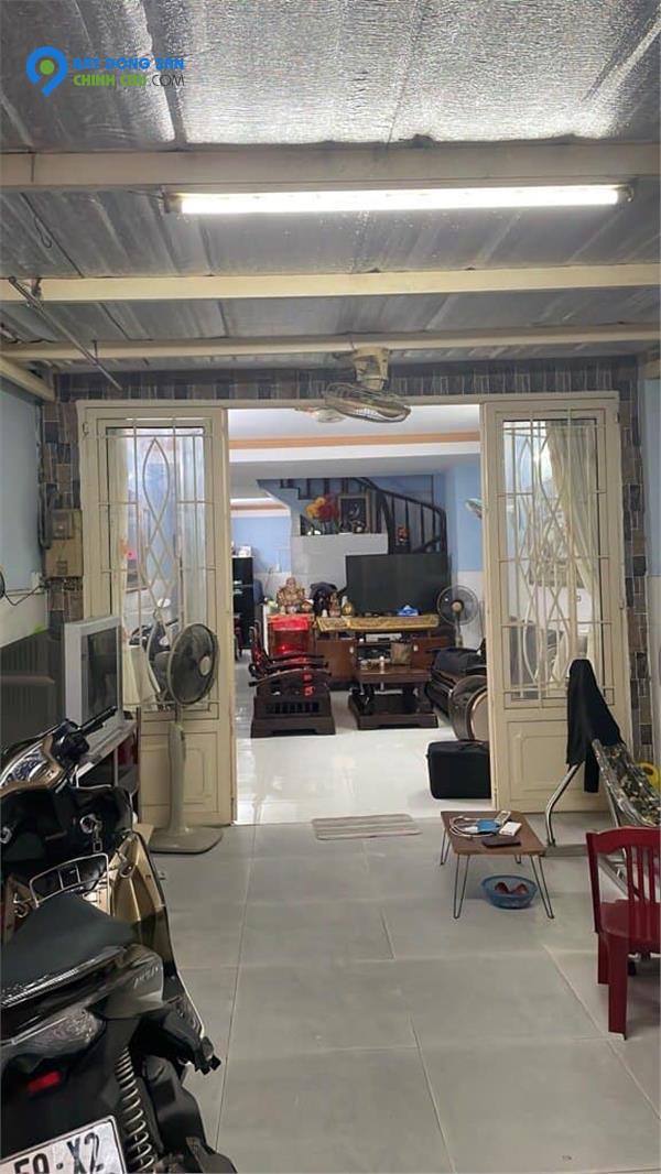 SỔ ĐẸP VUÔNG VỨC BÌNH TÂN GIÁP TÂN PHÚ - NHÀ 2 TẦNG 2 MẶT HẺM HXH QUAY ĐẦU -