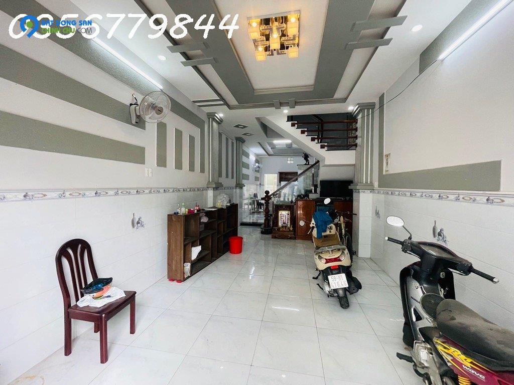 Siêu phẩm 3 tầng Lê Thị Bạch Cát, 36m2 3 tầng BTCT chỉ 7.29 tỷ