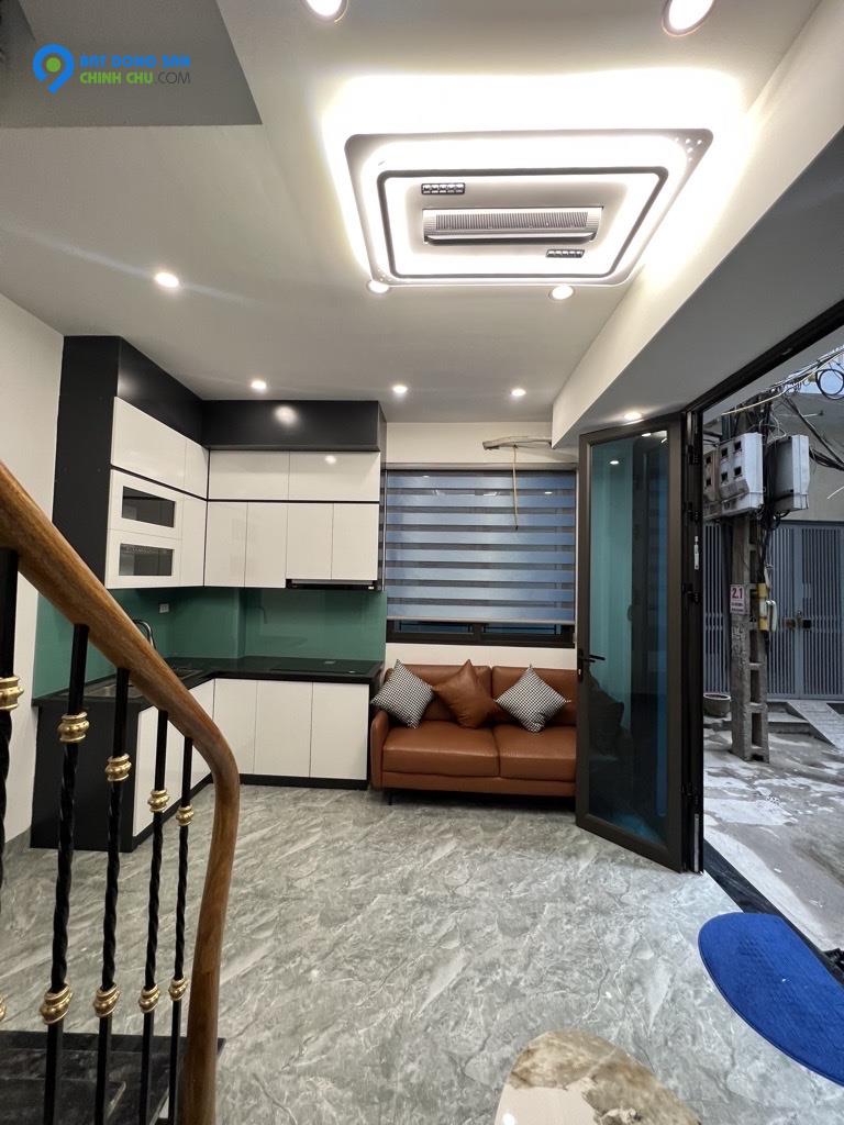 Siêu phẩm khâm thiên,xây mới,lô góc,gần ô tô,2 thoáng dt,22m-5t-mt,5.5m giá chỉ 6.1 tỷ