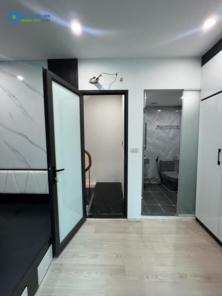 Siêu phẩm khâm thiên,xây mới,lô góc,gần ô tô,2 thoáng dt,22m-5t-mt,5.5m giá chỉ 6.1 tỷ