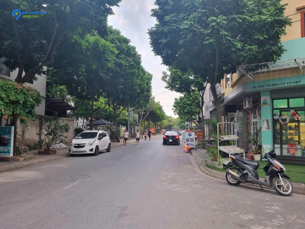 THANH TRÌ - NHÀ 5 TẦNG HIỆN ĐẠI, FULL NỘI THẤT, Ô TÔ ĐỖ CỬA