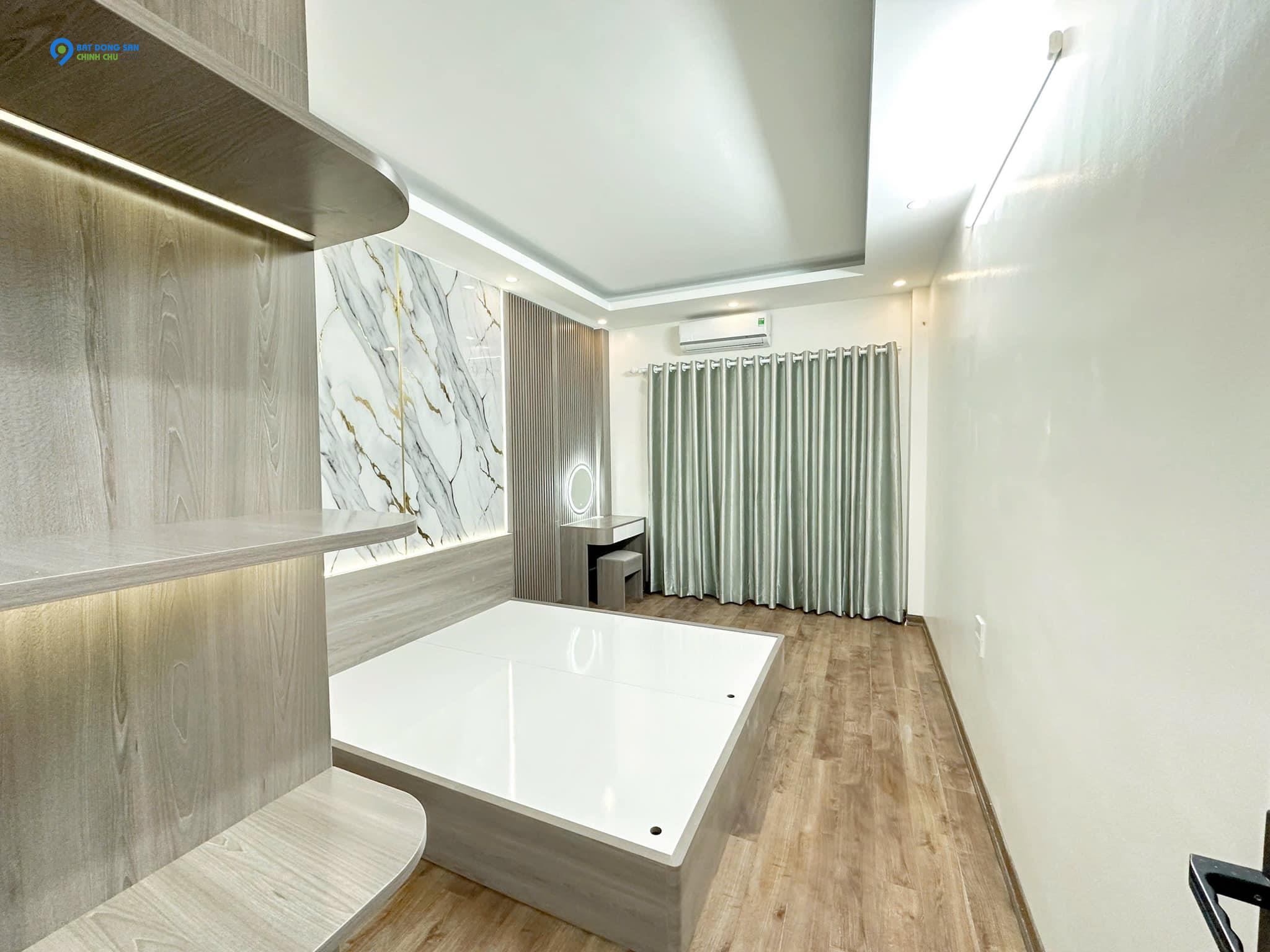 THANH TRÌ - NHÀ 5 TẦNG HIỆN ĐẠI, FULL NỘI THẤT, Ô TÔ ĐỖ CỬA