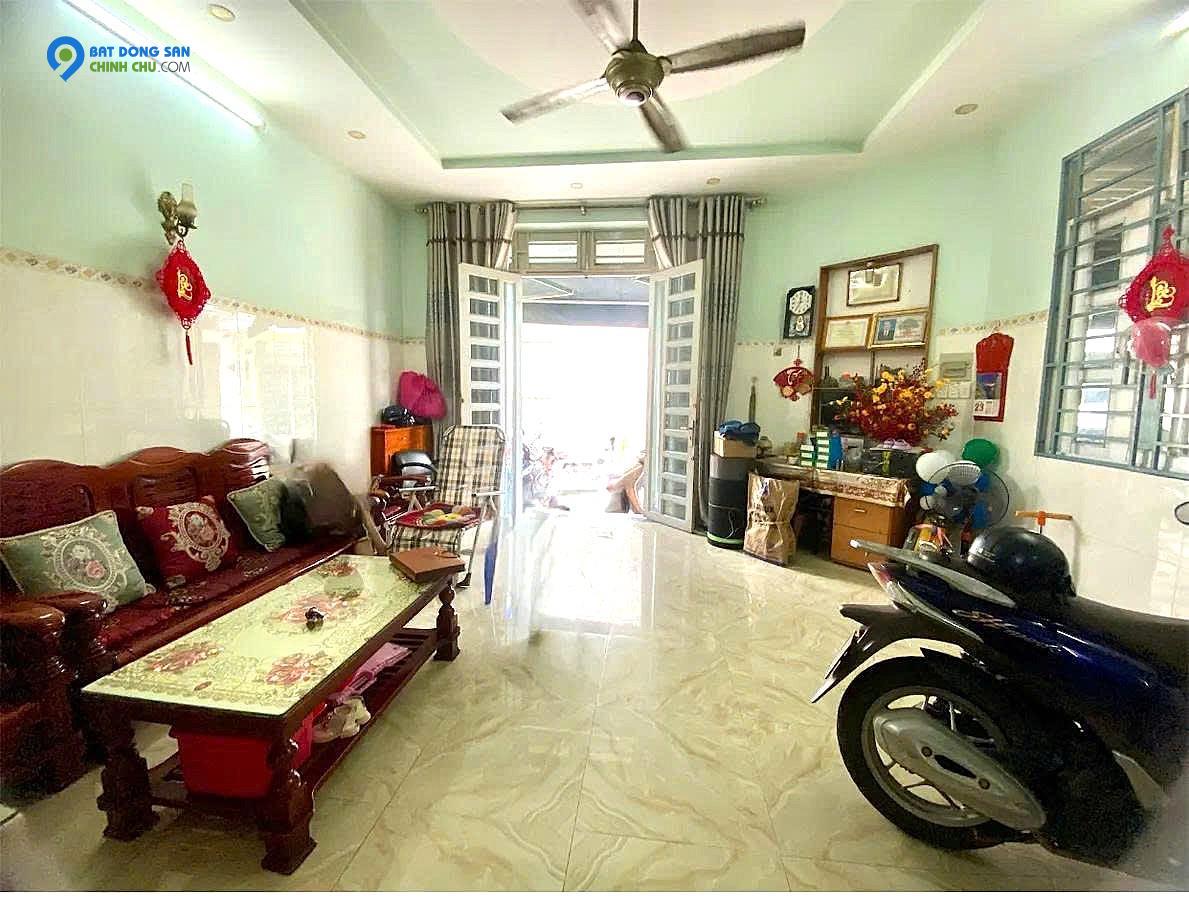 VỊ TRÍ VÀNG - OTO CẤT VÀO NHÀ - GÒ DẦU ,TÂN PHÚ - NGANG RỘNG 5,3M - SỔ HỒNG CHÍNH CHỦ, GIÁ CHỈ HƠN  8 TỶ