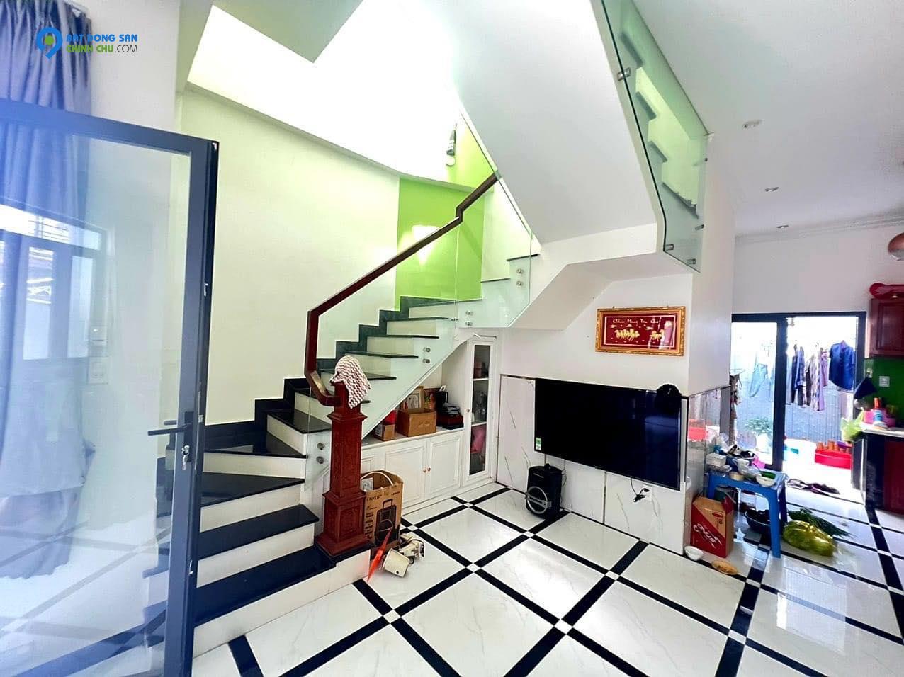 sốc, giảm giá sốc Mặt Tiền lộ ô tô Huỳnh Tấn Phát,57m2, giá 4.x tỷ,