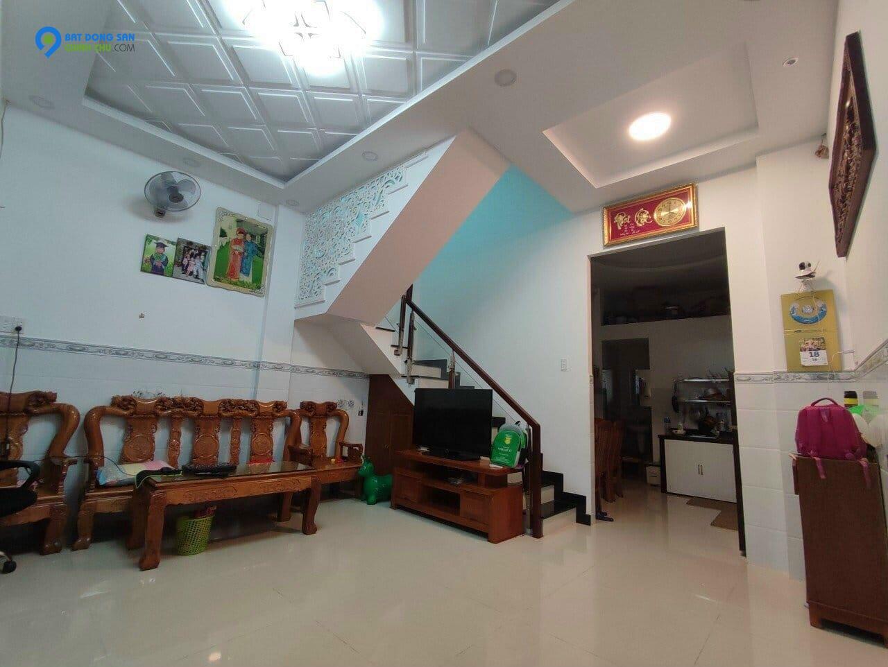 🌝🌝BÁN GẤP NHÀ 3 TẦNG, SÁT NAM LONG 1, Q7, NGAY HXH THÔNG , 36 M2, NHỈNH 3 TỶ🇻🇳