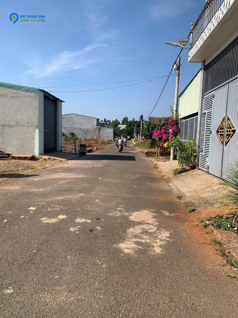 🌳 Bán gấp 200m² giá 250 triệu, thổ cư 100%, đường nhựa 7m 📍